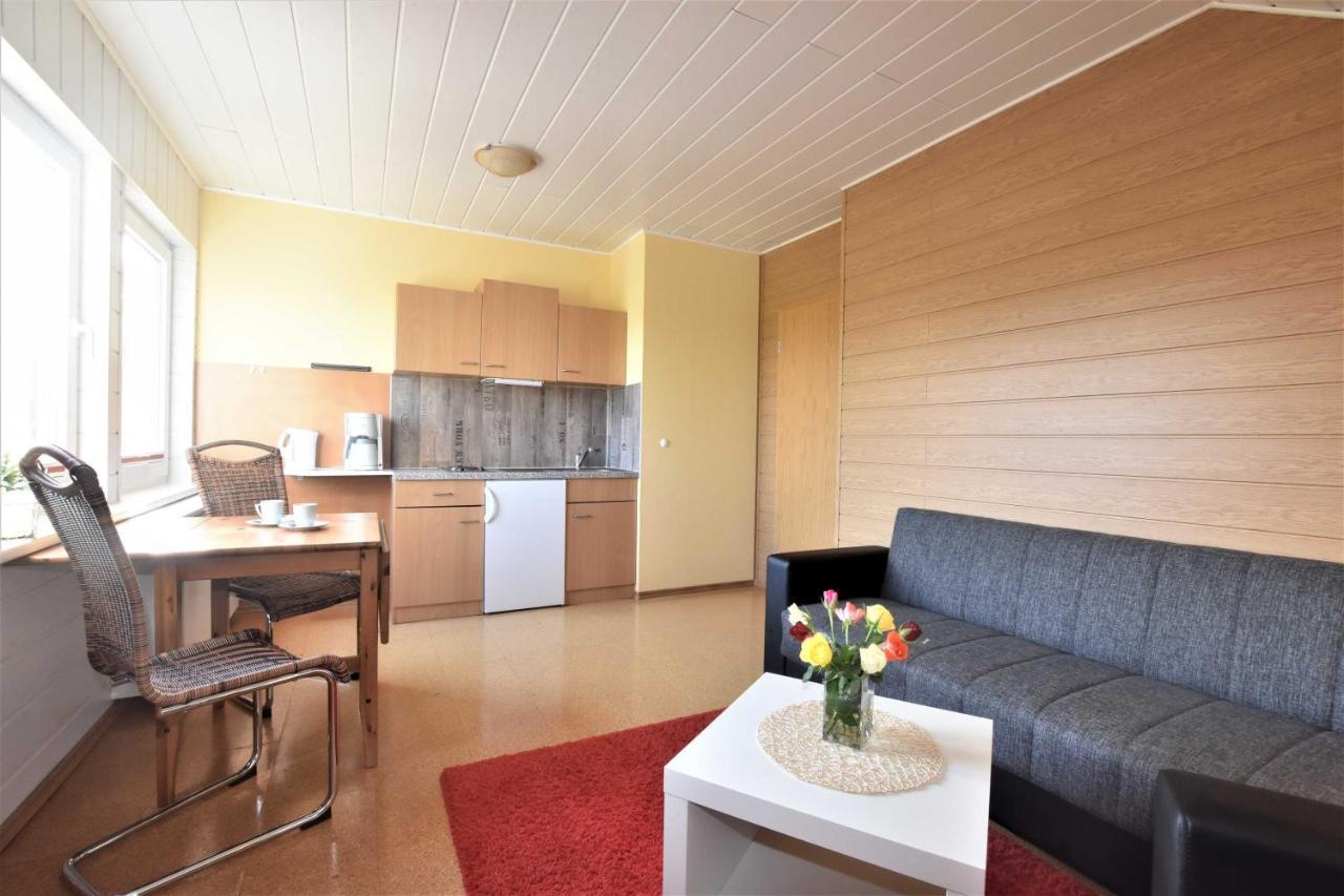 Ferienwohnungen Kleckerburg mit Meerblick OFC 05 Kägsdorf Exterior foto