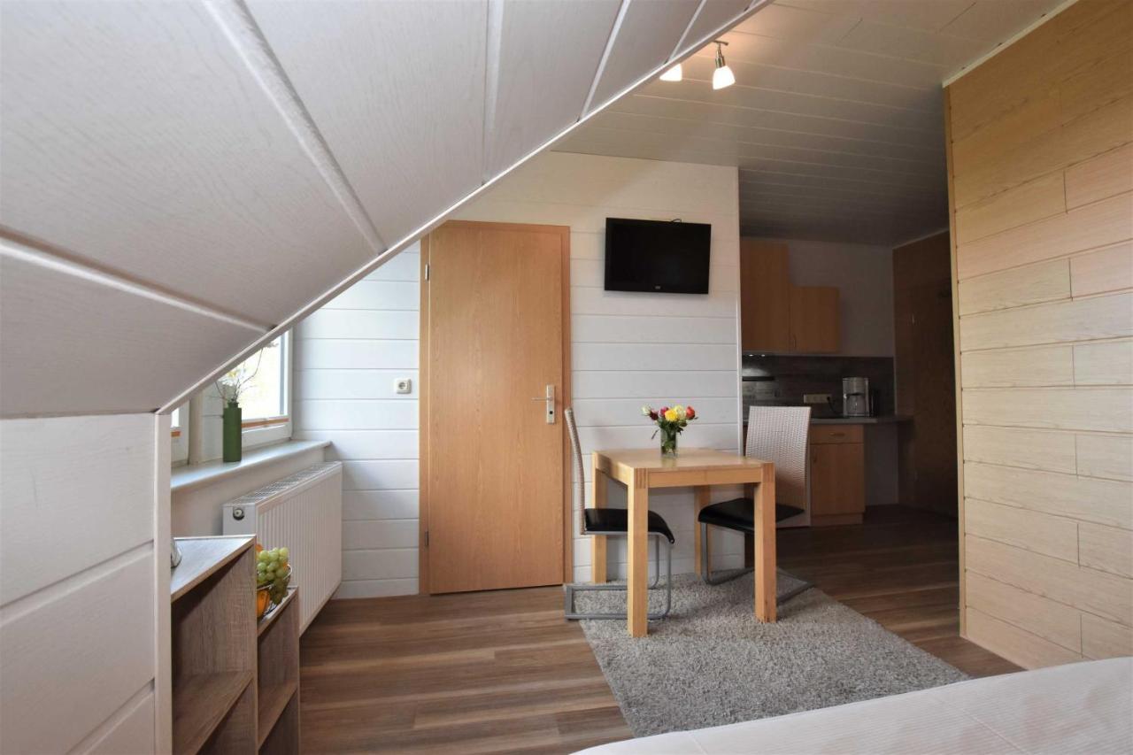 Ferienwohnungen Kleckerburg mit Meerblick OFC 05 Kägsdorf Exterior foto