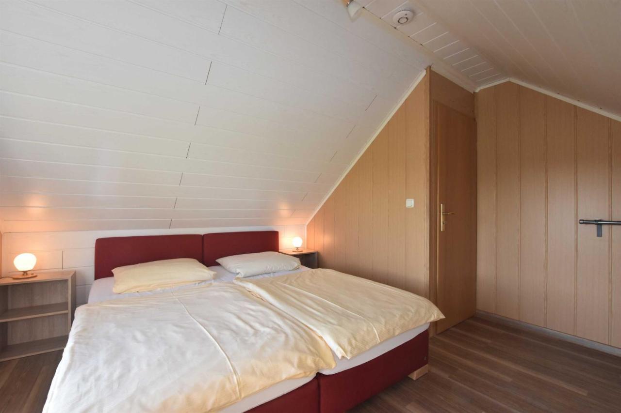 Ferienwohnungen Kleckerburg mit Meerblick OFC 05 Kägsdorf Exterior foto